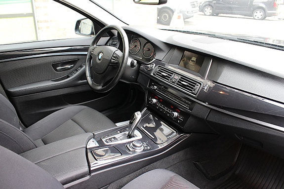BMW 520d 22 of 28