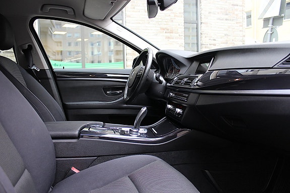 BMW 520d 21 of 28