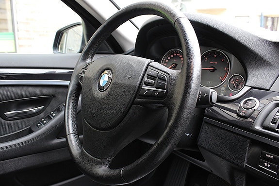 BMW 520d 23 of 28