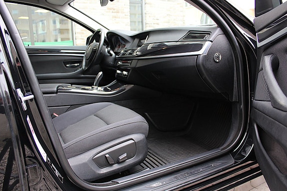 BMW 520d 20 of 28