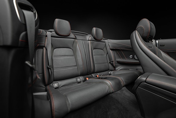 Mercedes-Benz C43 15 of 16