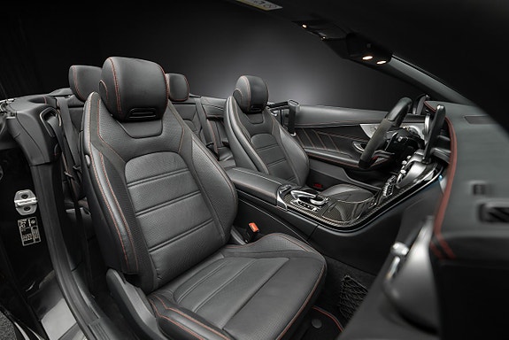 Mercedes-Benz C43 13 of 16
