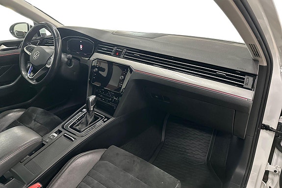 Volkswagen Passat 4 of 5