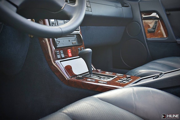 Mercedes-Benz 500 SL 3 of 5