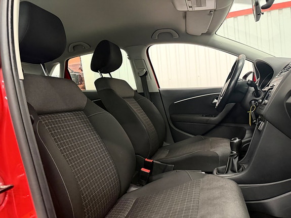 Volkswagen Polo 8 of 23
