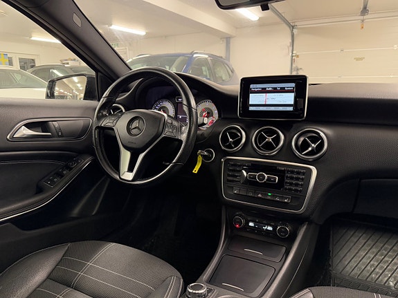 Mercedes-Benz A200 19 of 27