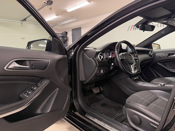 Mercedes-Benz A200 8 of 27