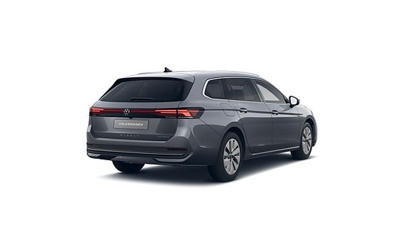 Volkswagen Passat 3 of 5