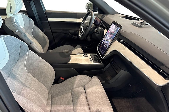 Volvo EX90 6 of 18