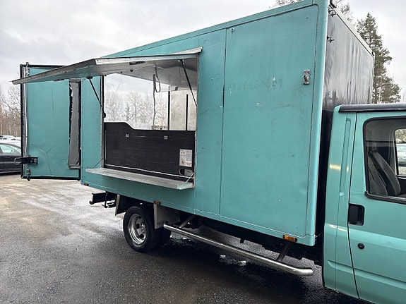 Ford Transit 17 of 30