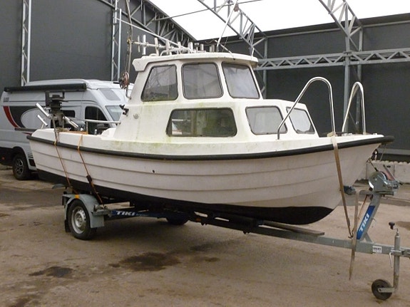 Silver Viking 18 Mercury F50 ELPT EFI 2015 6 of 6