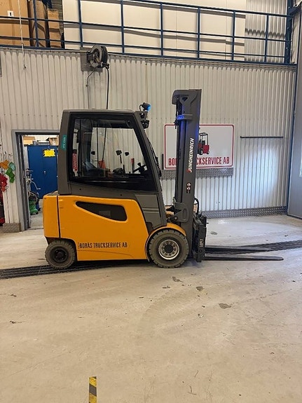 Jungheinrich truck EFG 430