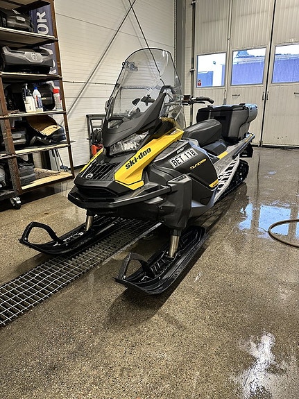 Ski-Doo Tundra LT 600 EFI Momsad Vårkampanj!
