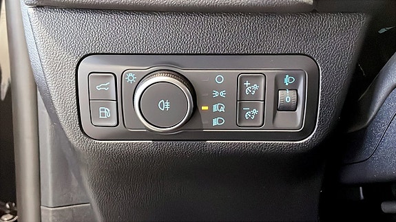 Ford Kuga 18 of 22