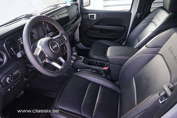 Jeep Wrangler 7 of 20
