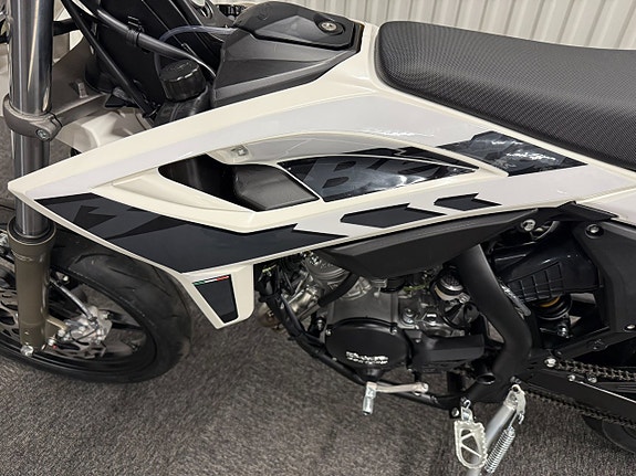 Beta RR 2 of 4