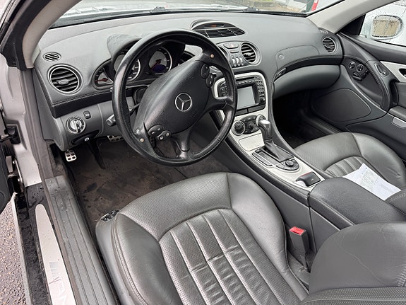 Mercedes-Benz SL55 2 of 3