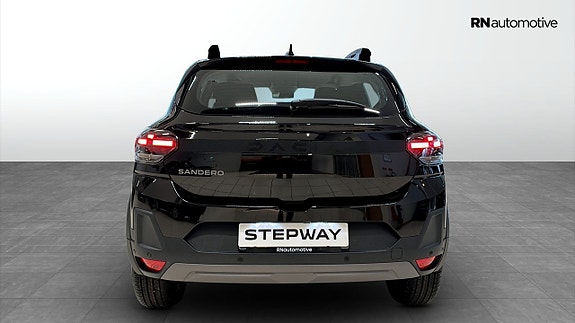 Dacia Sandero Stepway 4 of 5