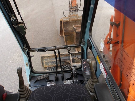 Hitachi EX 60-3 5 of 5