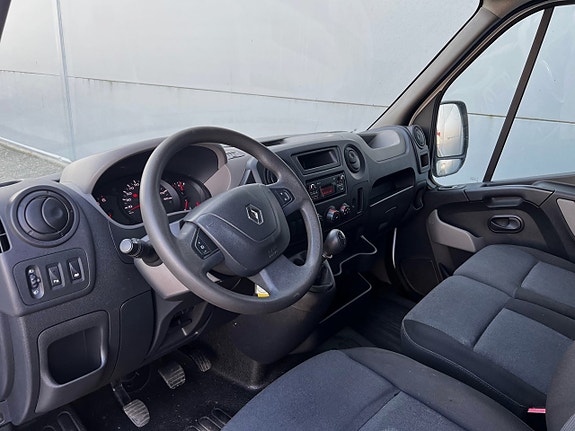 Renault Master 4 of 5