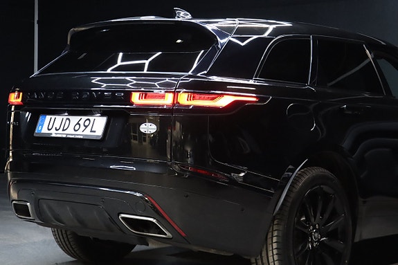 Land Rover Range Rover Velar 11 of 30