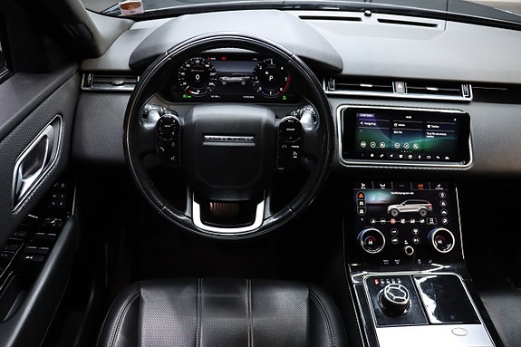 Land Rover Range Rover Velar 27 of 30