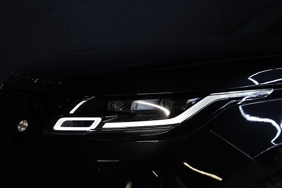 Land Rover Range Rover Velar 7 of 30
