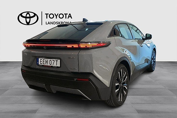 Toyota C-HR+ 4 of 5