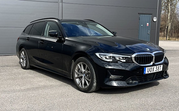 BMW 330e