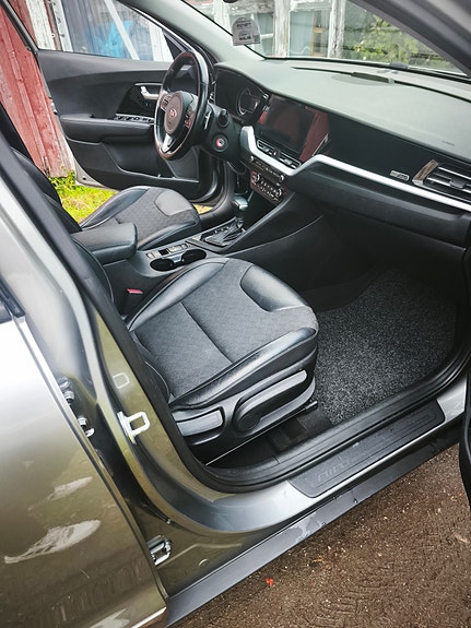 Kia Niro 8 of 15