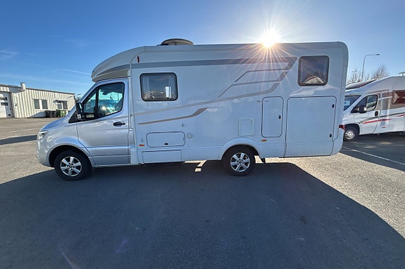 Hymer HYMER Campervan Mercedes Benz 5 of 19