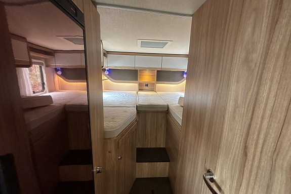 Hymer HYMER Campervan Mercedes Benz 19 of 19