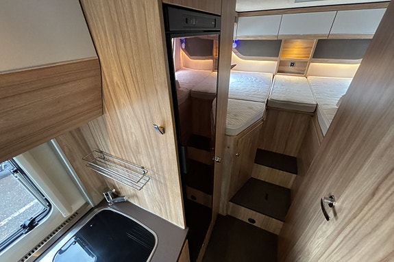 Hymer HYMER Campervan Mercedes Benz 8 of 19