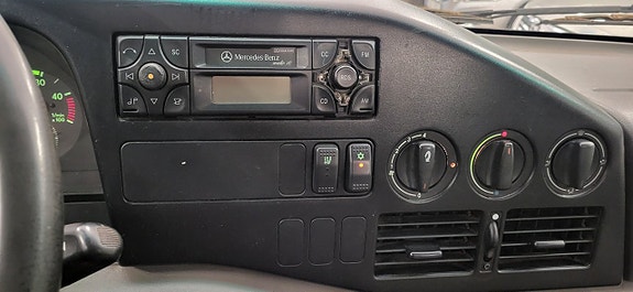 Volkswagen LT 10 of 17