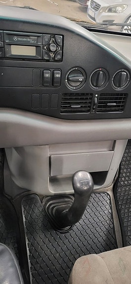 Volkswagen LT 11 of 17