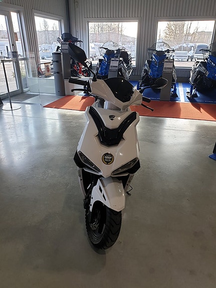 Viarelli Essenza 125 Lätt MC Nybes. ABRIS Leksand 5 of 5
