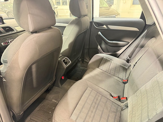 Audi Q3 7 of 14