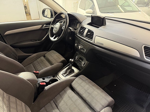 Audi Q3 9 of 14