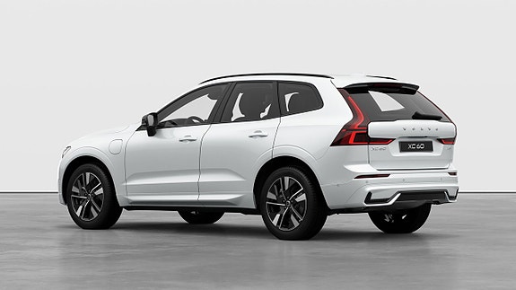 Volvo XC60 4 of 5