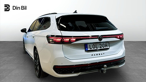 Volkswagen Passat 3 of 5