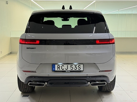 Land Rover Range Rover Sport 5 of 5