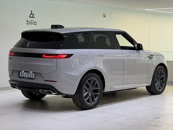 Land Rover Range Rover Sport 4 of 5