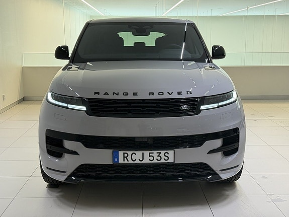 Land Rover Range Rover Sport 2 of 5