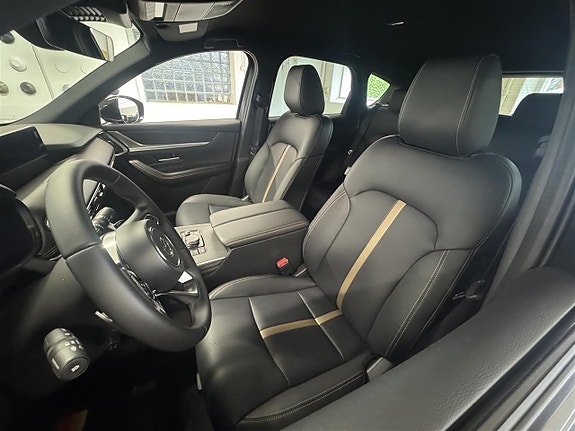 Mazda CX-60 5 of 5
