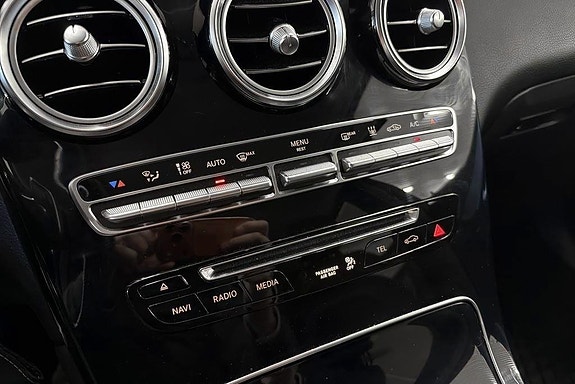 Mercedes-Benz GLC220 d 13 of 14