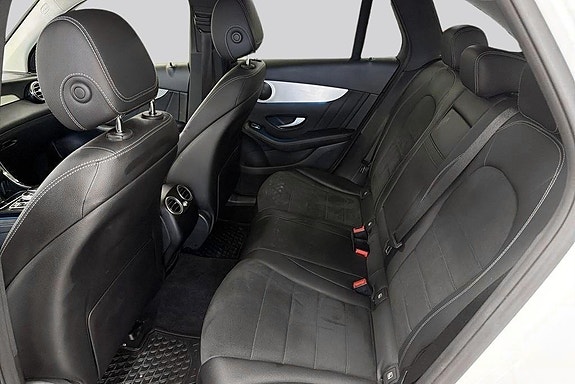 Mercedes-Benz GLC220 d 9 of 14