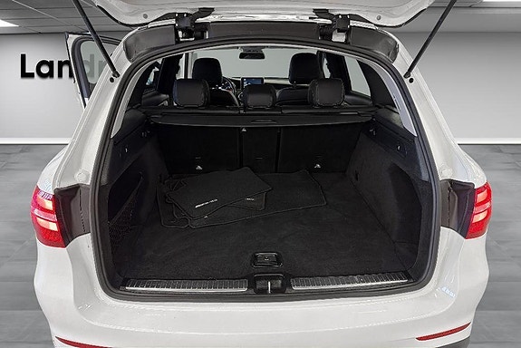 Mercedes-Benz GLC220 d 14 of 14