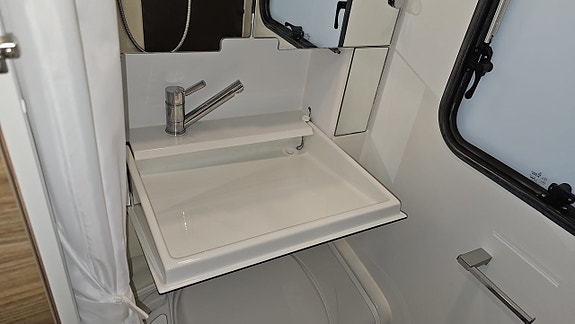 Adria Altea 502 UL Långbäddar 9 of 25