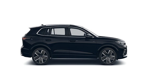 Volkswagen Tiguan 6 of 9