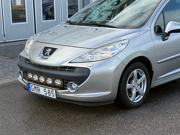Peugeot 207 SW 3 of 5
